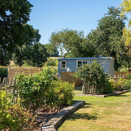 The Hideaway Hut - 1 Bed Shepherds Hut - Hereford 아파트 외부 사진